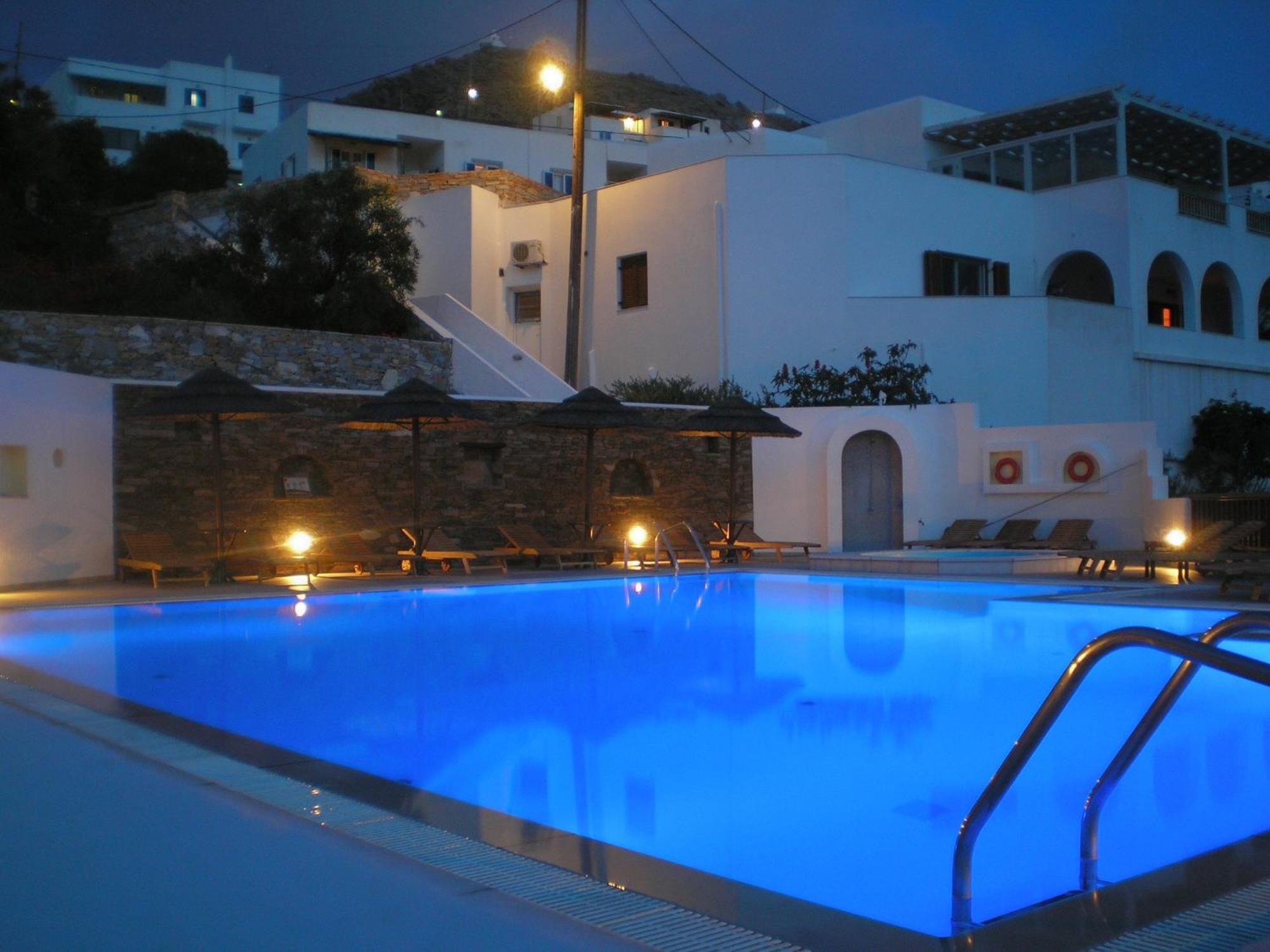 Aparthotel Golden Sun Chora Exterior foto