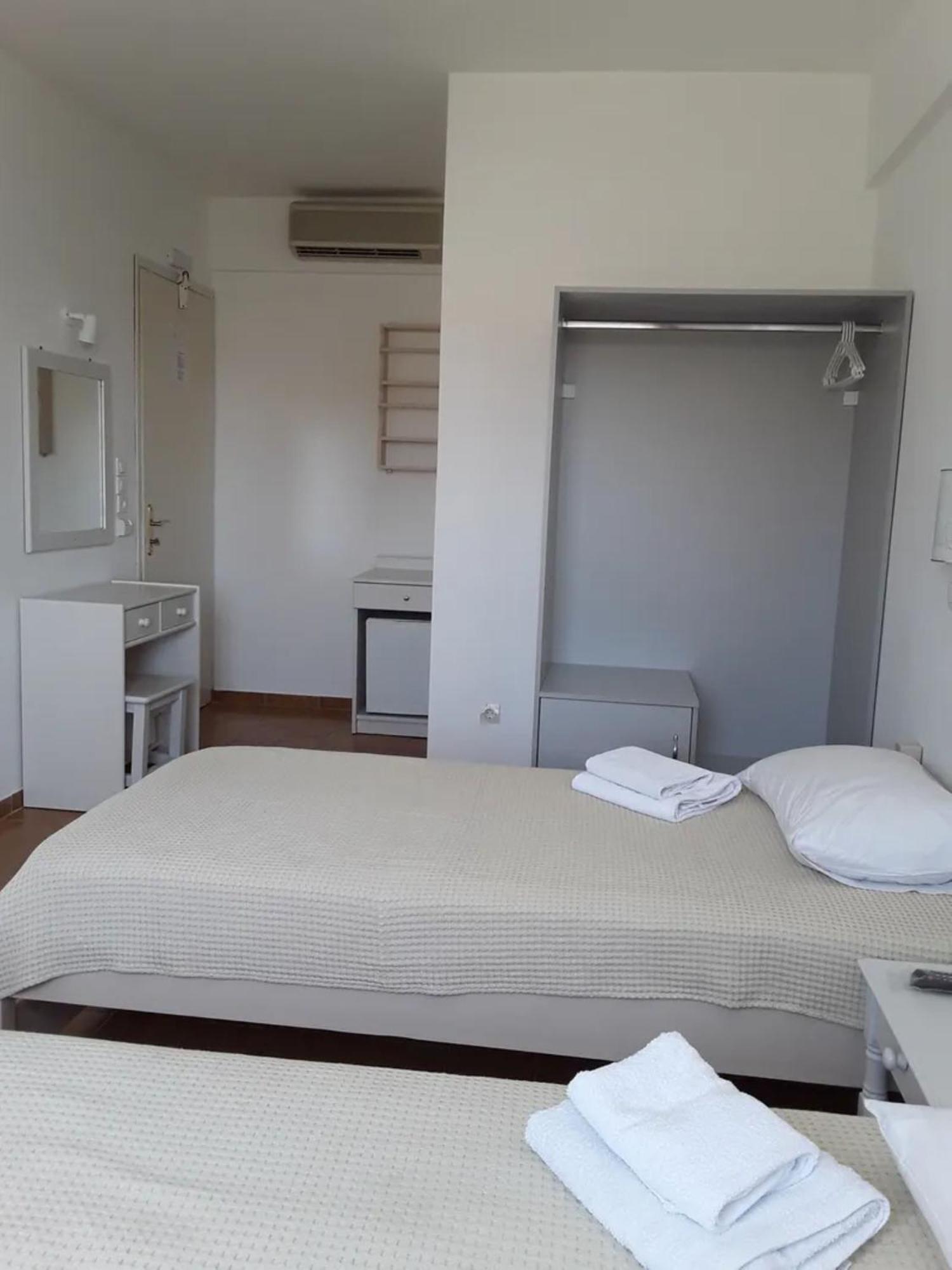Aparthotel Golden Sun Chora Exterior foto