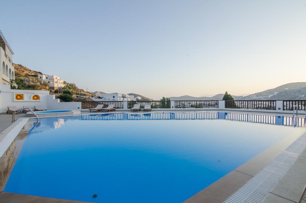 Aparthotel Golden Sun Chora Exterior foto